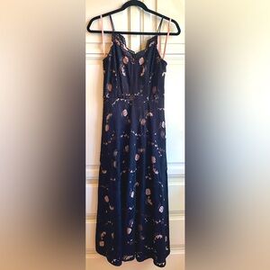 🖤 On-Trend FW2025🖤
Moulinette Soeurs—Formal Lace Midi Dress
Black & Blush